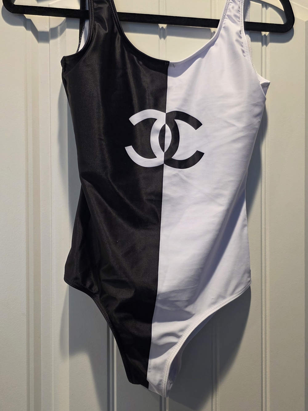 Swimsuit - Picture 1 of 6
